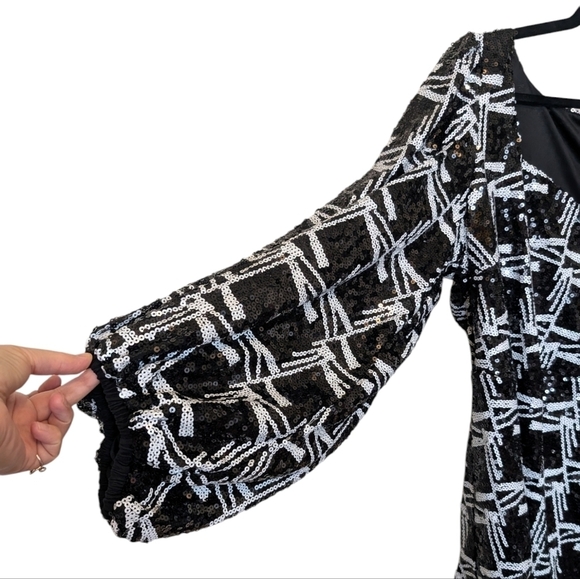 Eloquii sequin black and white mini dress bell sleeves sz 20 NWT - Picture 3 of 8